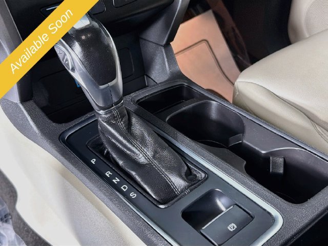 Used 2019 Ford Escape SEL AWD/4WD image 16