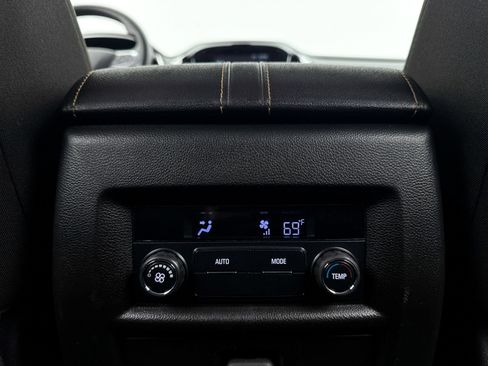 Used 2019 Chevrolet Traverse LS FWD image 26