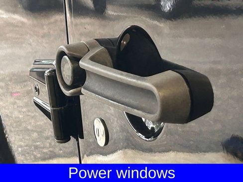 Used 2017 Jeep Wrangler Unlimited Sahara w/ Max Tow Package image 18