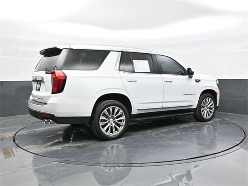 Used 2024 GMC Yukon Denali image 7