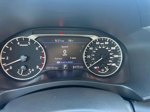 Used 2024 Nissan Altima 2.5 SV image 10