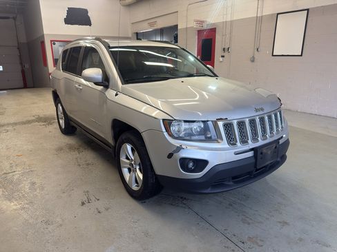 Used 2014 Jeep Compass Latitude w/ Sun/Sound Group image 1