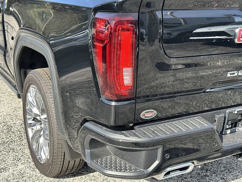 New 2025 GMC Sierra 1500 Denali w/ Denali Reserve Package image 10