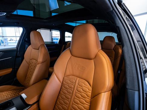 Used 2024 Audi RS 6 performance image 38