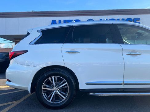 Used 2017 INFINITI QX60 AWD w/ Premium Plus Package image 40