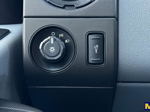 Used 2015 Ford F550 XL image 29