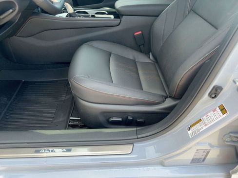 New 2025 Nissan Altima 2.5 SR w/ SR Premium Package image 14