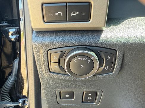 Used 2022 Ford F250 Lariat w/ Lariat Ultimate Package image 24