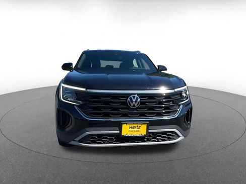 Used 2025 Volkswagen Atlas Cross Sport SE AWD/4WD image 4