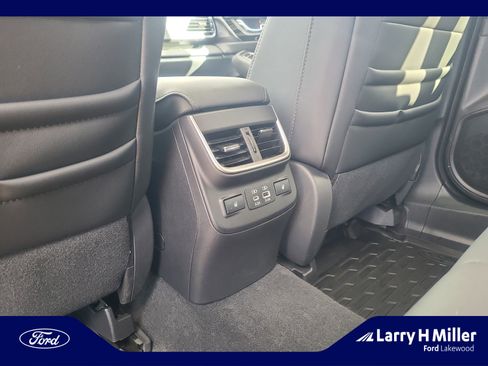 Used 2025 Subaru Outback Limited image 32