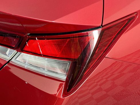 Used 2021 Hyundai Elantra SE FWD image 56