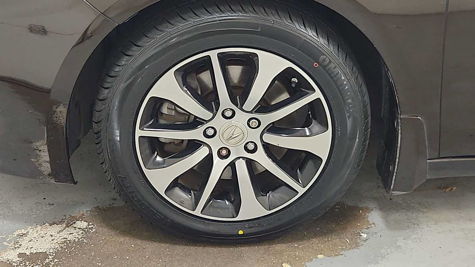 Used 2015 Acura TLX FWD image 10