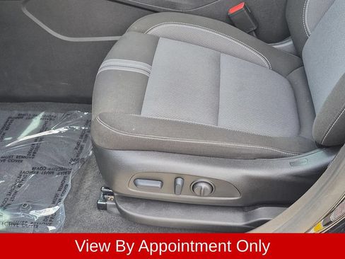 Used 2025 Chevrolet Blazer LT FWD image 20