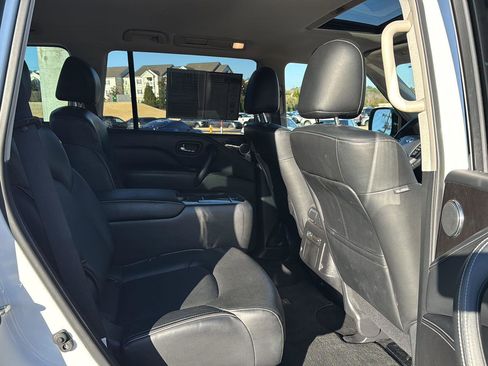 Used 2023 INFINITI QX80 Luxe w/ Cargo Package image 11