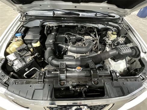 Used 2014 Nissan Frontier S image 21