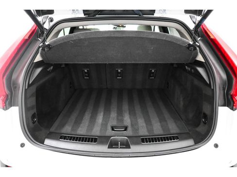 Certified 2023 Cadillac XT4 Premium Luxury w/ Cold Weather Package FWD image 58