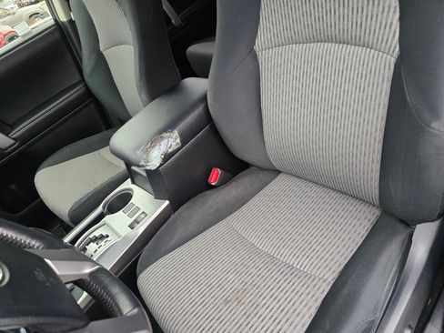 Used 2015 Toyota 4Runner SR5 image 23