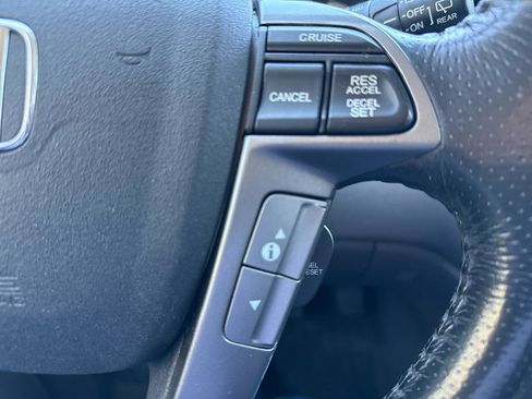 Used 2015 Honda Odyssey Touring Elite image 24