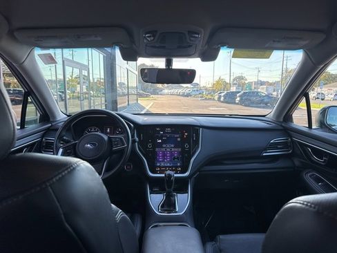 Used 2021 Subaru Outback Limited image 14