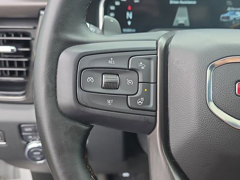 Used 2023 GMC Sierra 1500 AT4 w/ AT4 Premium Package AWD/4WD image 19