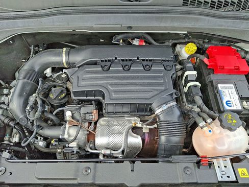 Used 2023 Jeep Renegade Latitude image 26