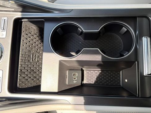 New 2026 Lincoln Nautilus Reserve AWD/4WD image 31