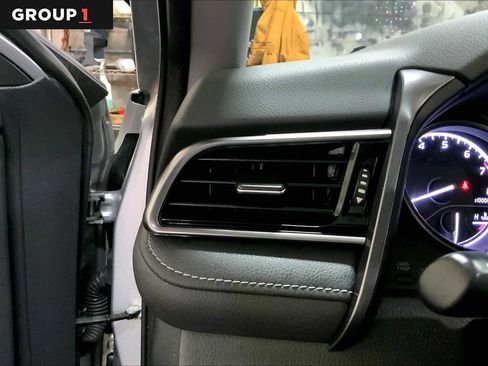 Certified 2023 Toyota Camry SE image 34