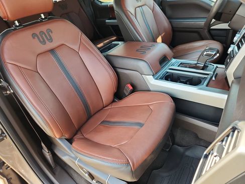 Used 2018 Ford F150 King Ranch w/ Equipment Group 601A Luxury AWD/4WD image 13