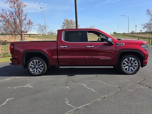 Used 2024 GMC Sierra 1500 Denali image 11