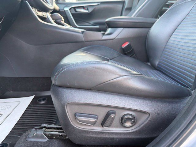 Used 2023 Toyota RAV4 XSE AWD/4WD image 23