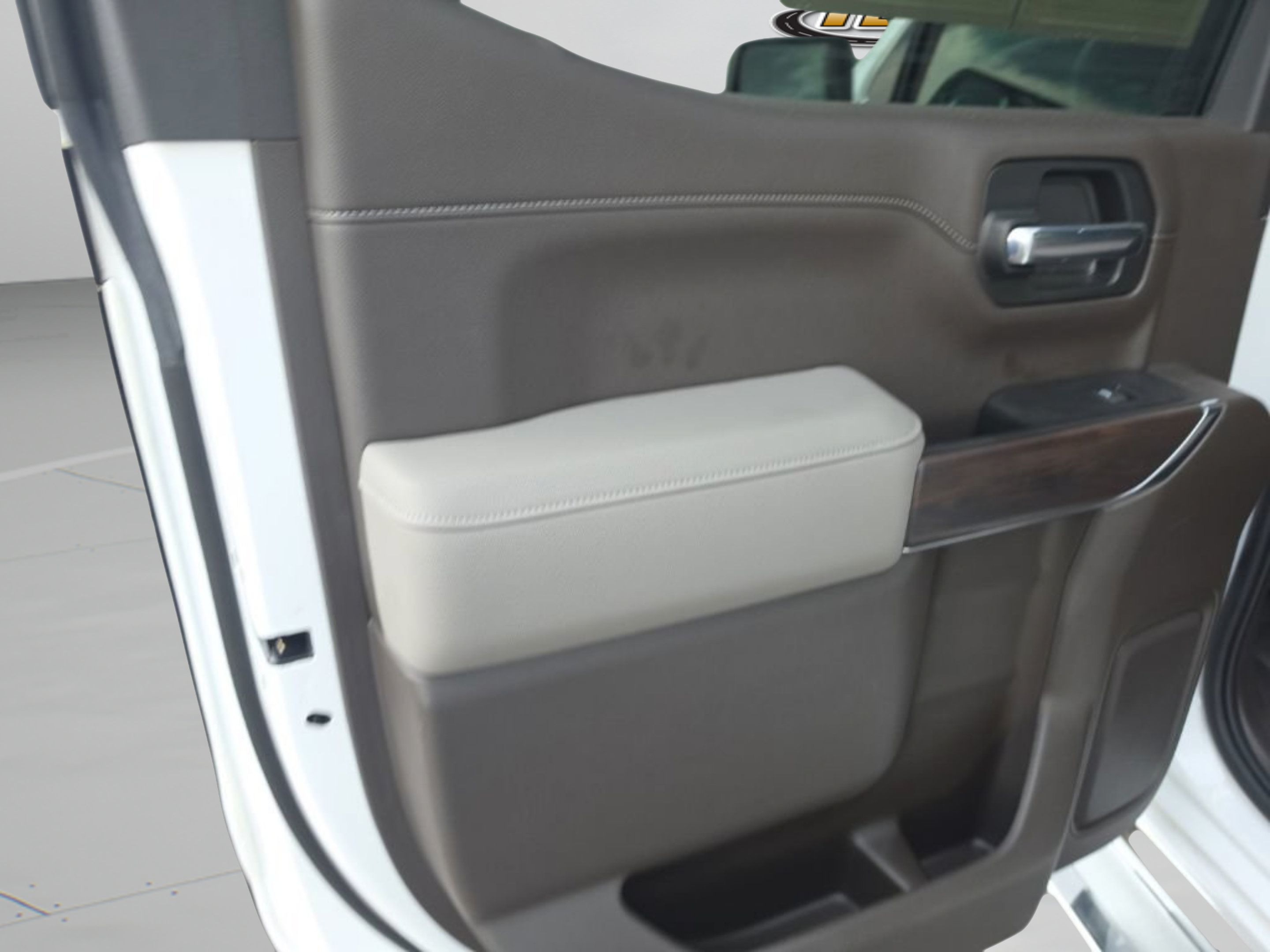 Used 2020 GMC Sierra 1500 SLT w/ SLT Convenience Package AWD/4WD image 24