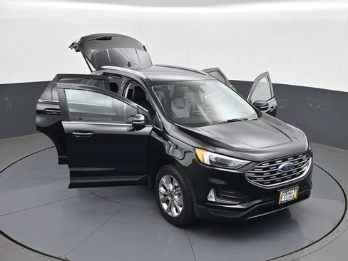 Used 2024 Ford Edge Titanium AWD/4WD image 38
