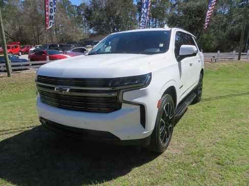 Used 2021 Chevrolet Tahoe RST w/ Luxury Package image 2