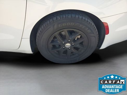 Used 2022 Chrysler Pacifica Touring-L image 23