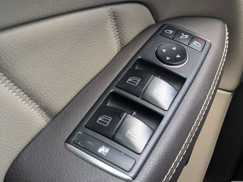 Used 2016 Mercedes-Benz GL 450 4MATIC image 10