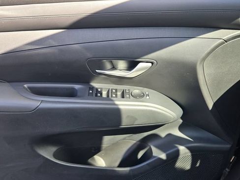Used 2025 Hyundai Tucson SEL FWD image 30