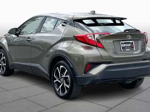 Used 2021 Toyota C-HR XLE image 10