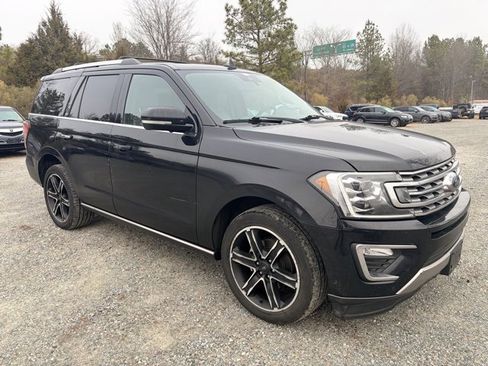 Used 2020 Ford Expedition Limited w/ Special Edition Package image 3
