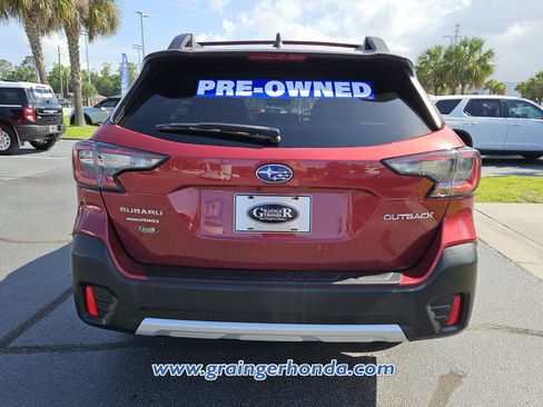 Used 2022 Subaru Outback Limited AWD/4WD image 4