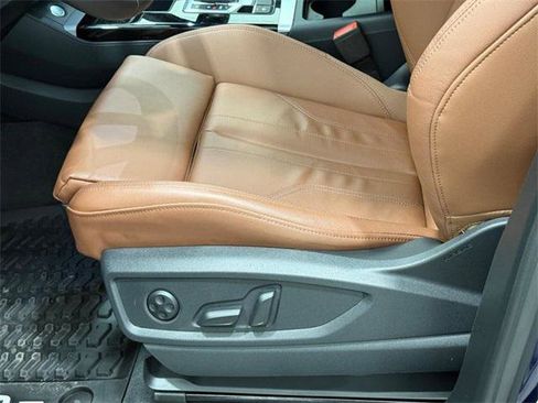 Certified 2025 Audi Q5 2.0T Premium w/ Convenience Plus Package image 21