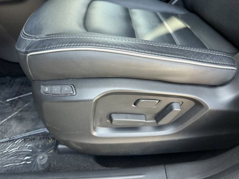 Used 2025 MAZDA CX-5 AWD 2.5 S w/ Preferred Package image 32