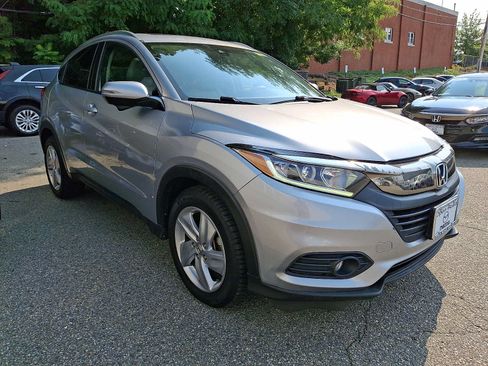 Used 2019 Honda HR-V EX image 3