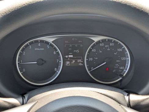 New 2025 Nissan Kicks Play S image 17