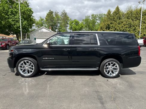 Used 2018 Chevrolet Suburban Premier w/ Max Trailering Package AWD/4WD image 6