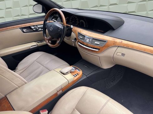 Used 2007 Mercedes-Benz S 550 image 16