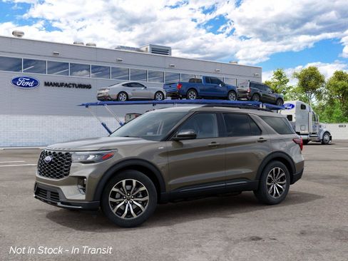New 2027 Ford Explorer ST-Line AWD/4WD image 2