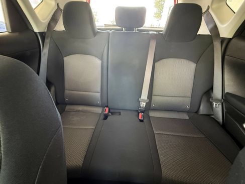 Used 2025 Kia Soul LX w/ LX Technology Package FWD image 36