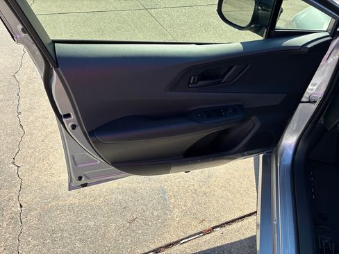 New 2026 Toyota Prius LE image 12