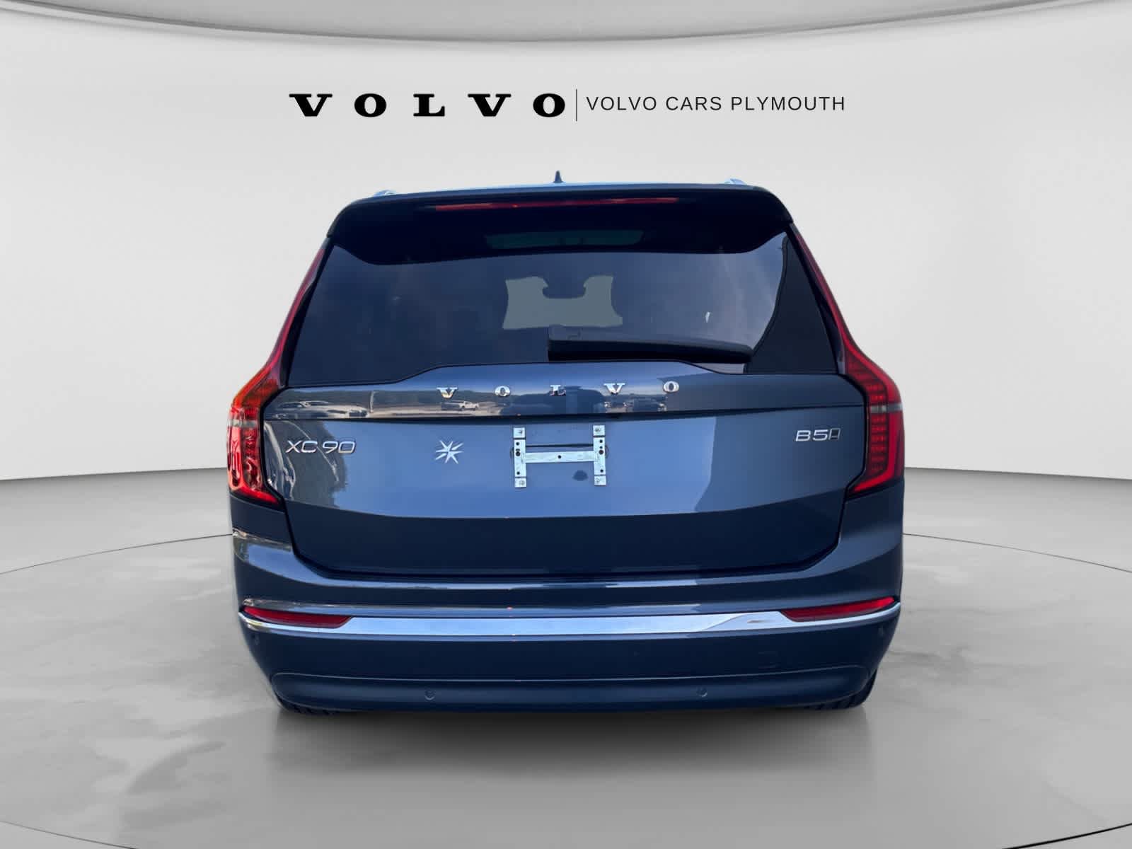 Used 2025 Volvo XC90 B5 Plus AWD/4WD image 6