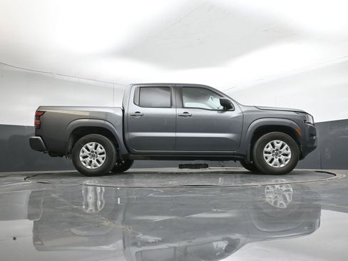 Used 2022 Nissan Frontier SV RWD image 42